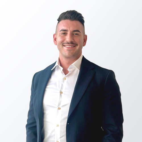 Devon Reichlin, Finance Associate