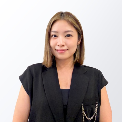 Jennifer Chiang, Finance Associate